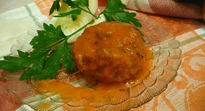 Котлеты в духовке с подливкой