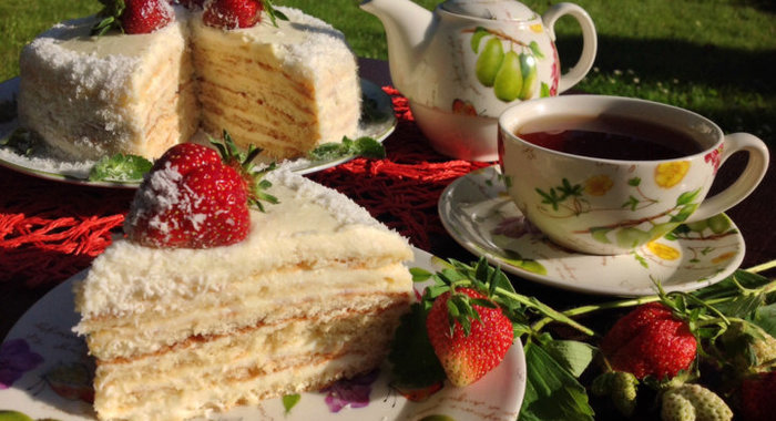 Слоеный творожно-сметанный торт