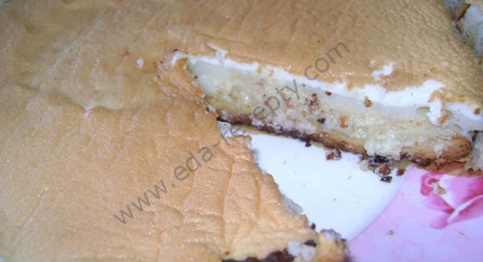 Лимонный пирог с безе