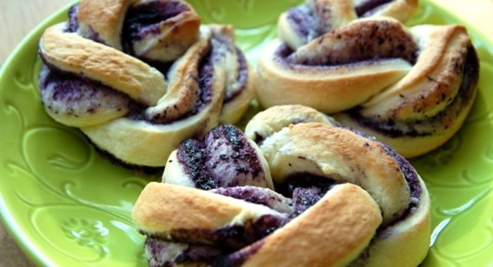 Пирожки с черникой