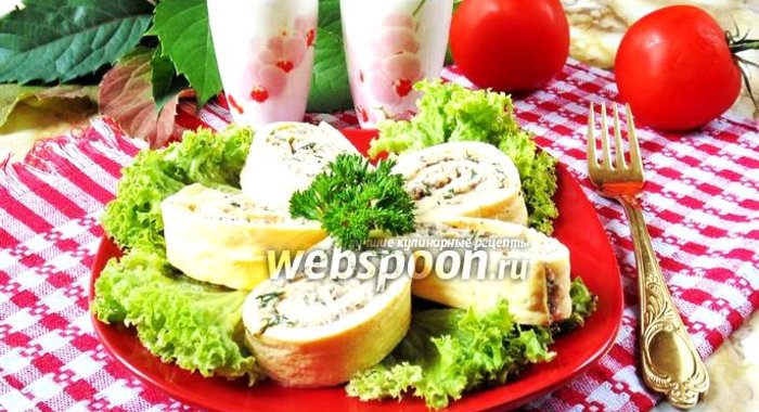 Яичный рулет с рыбой