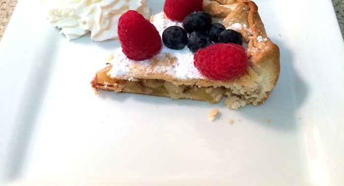 Яблочно-миндальный пай