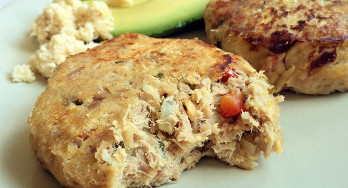 Котлеты из нута с тунцом