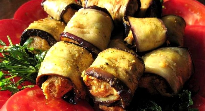 Рулеты из баклажанов с орехами