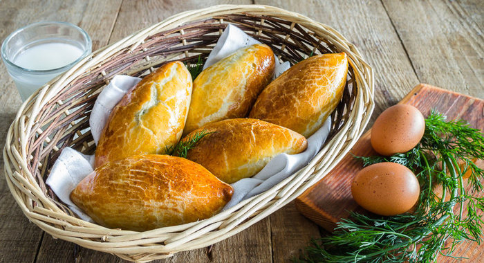 Пирожки с укропом и яйцом