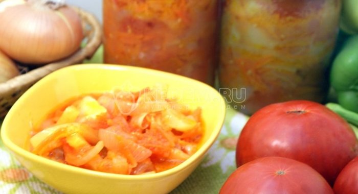 Яблочный пирог с корицей