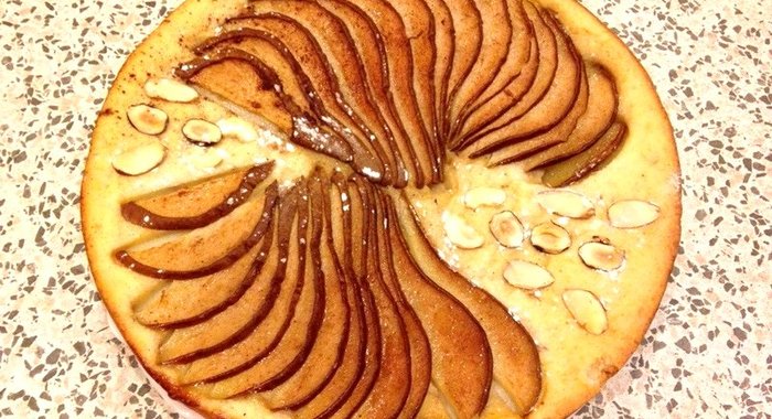 Творожный кекс с грушей