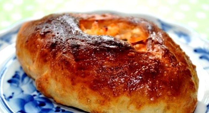 Расстегаи с рыбой и рисом