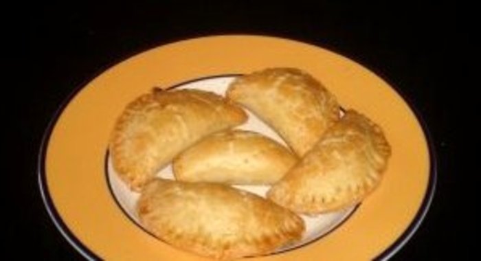 Пирожки с сыром и медом