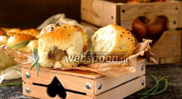 Дрожжевые пирожки с курицей