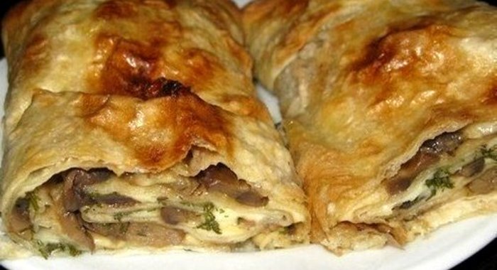 Грибной рулет из лаваша