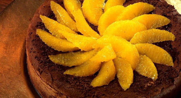 Трюфельный пирог с засахаренным сельдереем