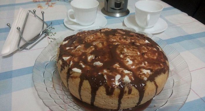 Бисквитный торт с бананами