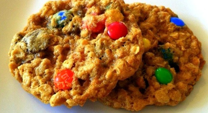 Овсяно-банановое печенье с M&M’s