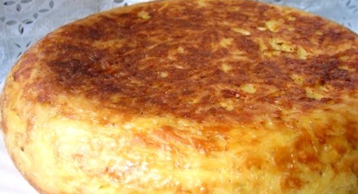 Картофельная запеканка с сосисками