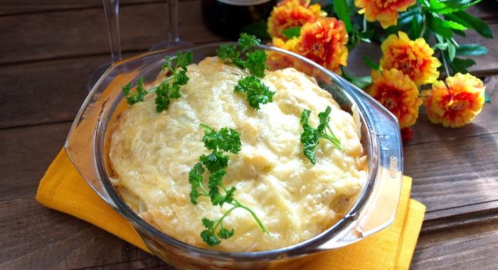 Запеканка с колбаской и сыром