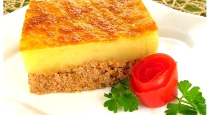 Запеканка с фаршем и картофелем