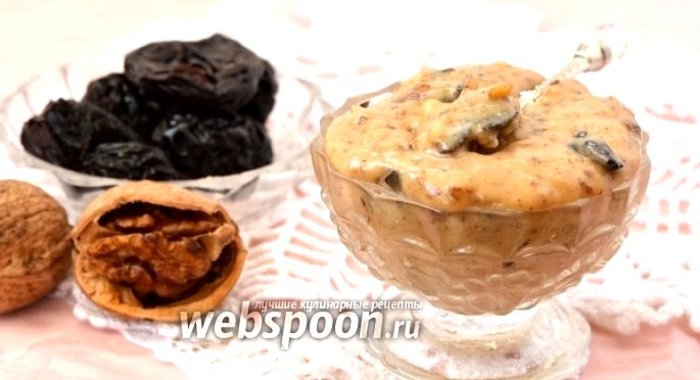 Молочный крем с черносливом и орехами