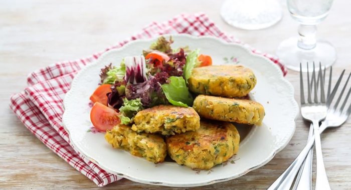 Котлетки из чечевицы с оливками