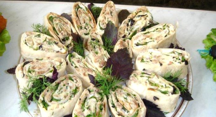 Рулет из лаваша с фаршем