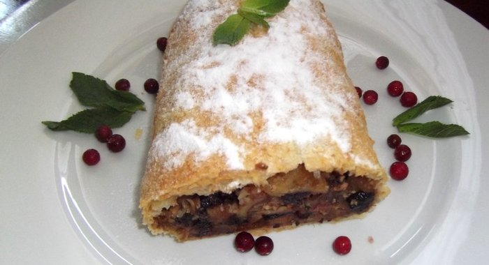 Венский штрудель с яблоками