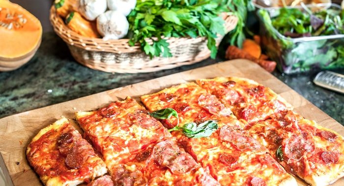 Пицца дрожжевая