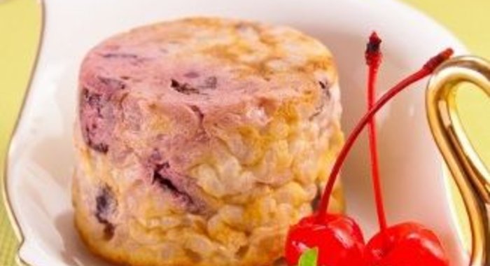 Творожно-рисовые запеканки с вишней