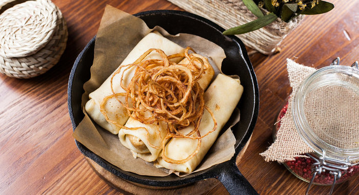 Блины с картофелем и чоризо