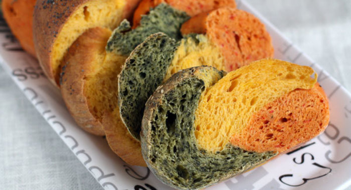 Трехцветный хлеб