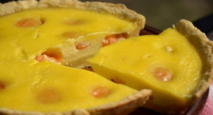 Заливной абрикосовый пирог