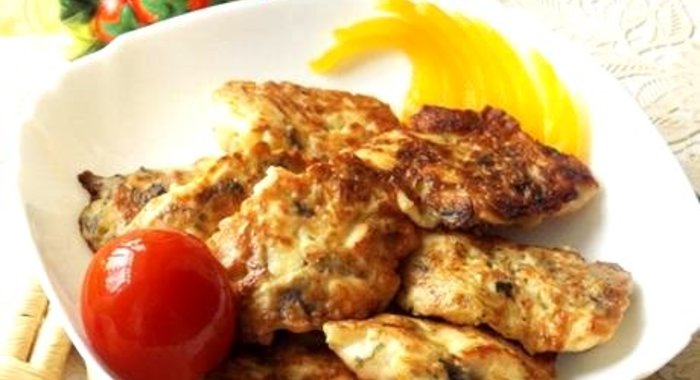 Рубленые котлеты из курицы с грибами