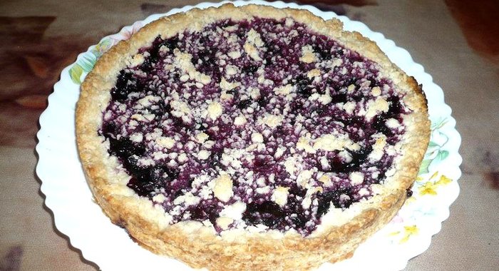 Постный песочный пирог с ягодой