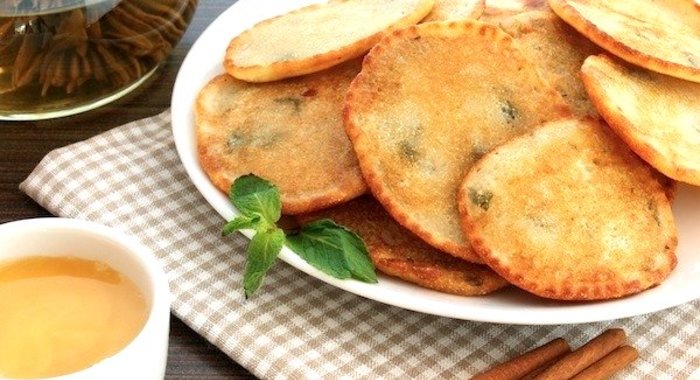 Оладьи с мятой и корицей