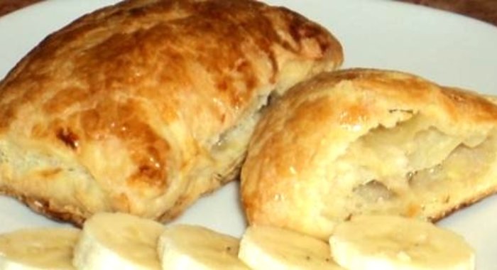 Слойки с бананом