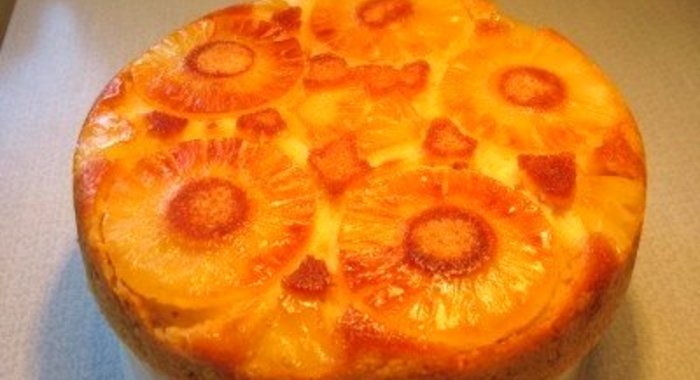 Пирог с ананасами в мультиварке