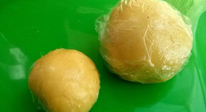 Песочное тесто для пирога с вареньем