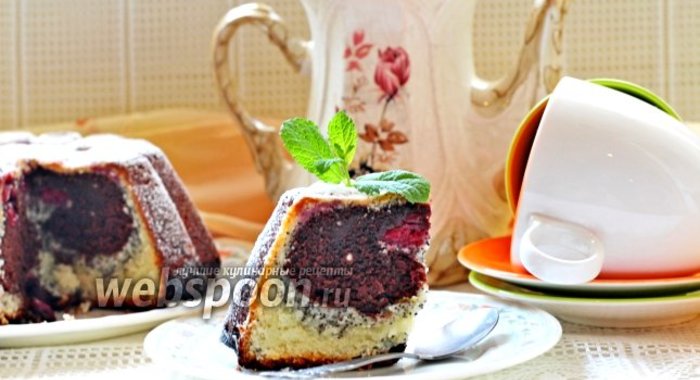 Творожный кекс с маком и вишней