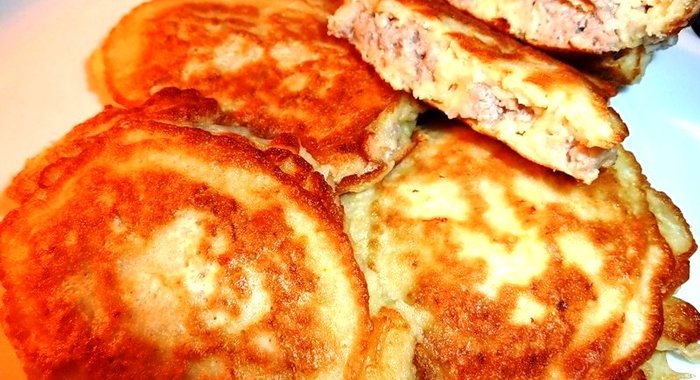 Мясные оладьи на скорую руку