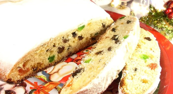 Рождественский творожный штоллен