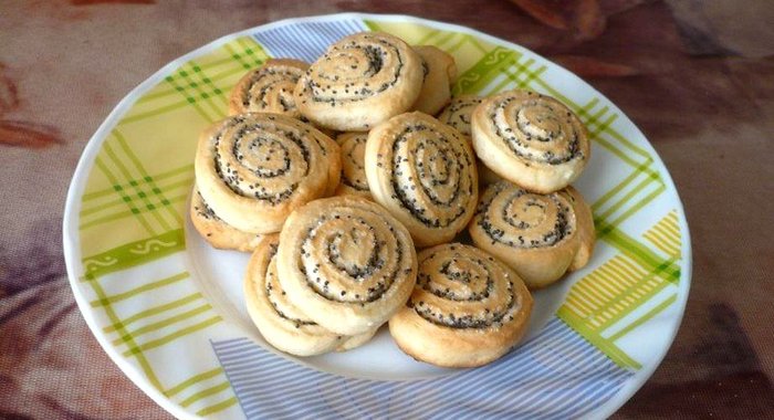 Сметанное печенье с маком