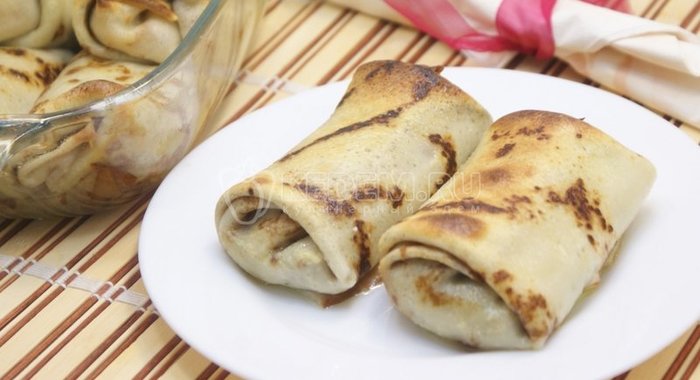 Блины с творогом и изюмом