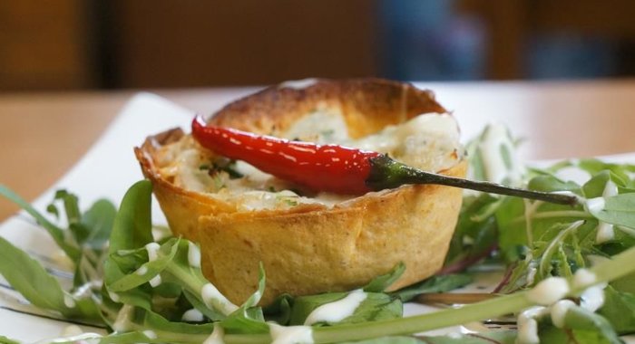 Тарталета из мексиканской тортильи четыре сыра