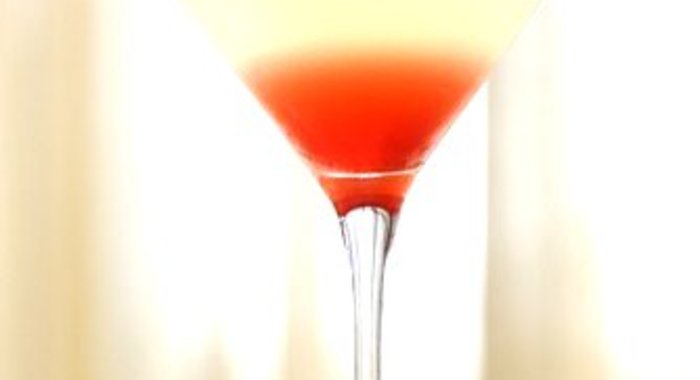 Персиковый мартини с малиной