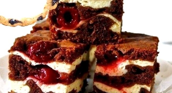 Творожно-ягодная запеканка