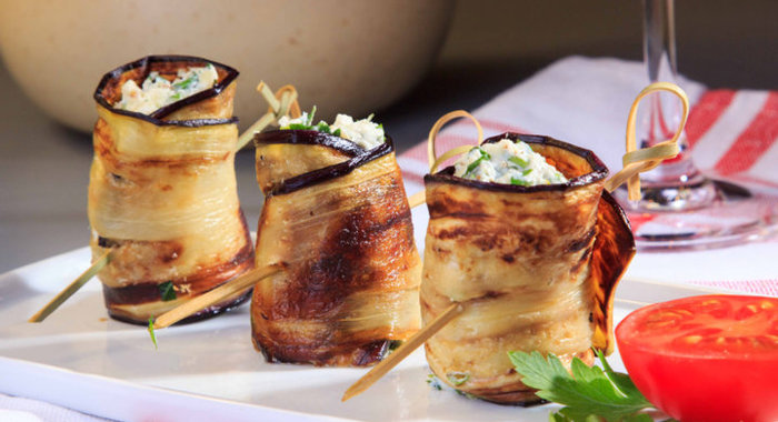 Рулетики из баклажанов