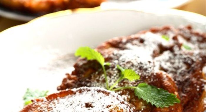 Тыквенные блинчики с сахарной пудрой