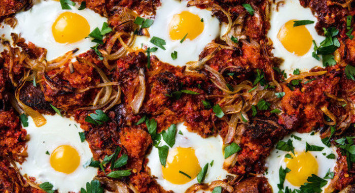 Запеканка с яйцами и беконом