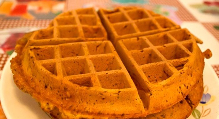 Тесто для вафель в вафельнице