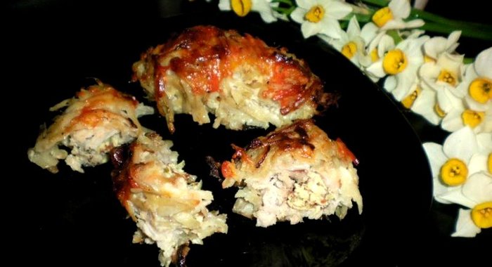 Мясные рулетики в картофельной панировке