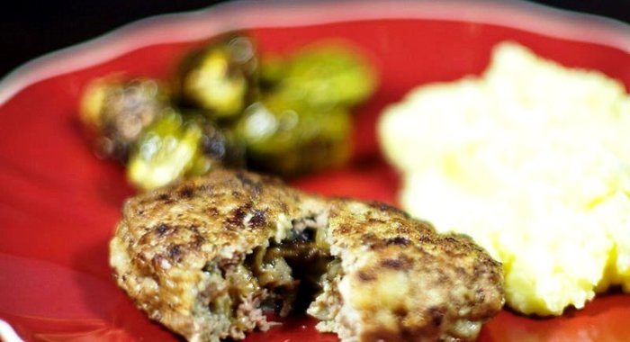 Котлеты, фаршированные грибами